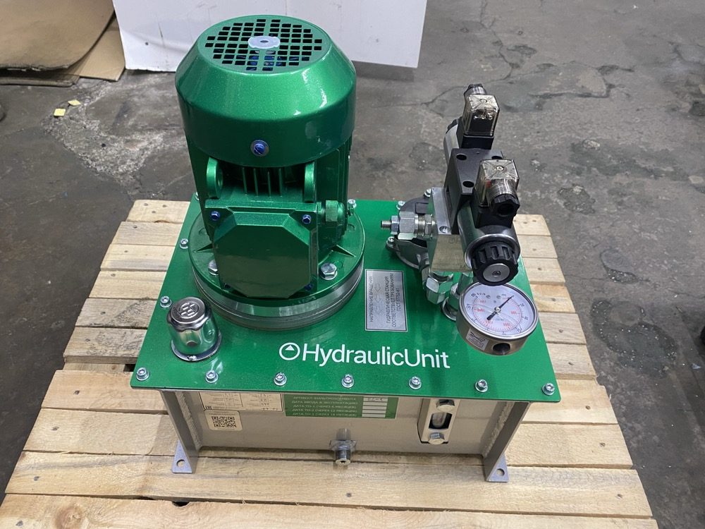 Компактная маслостанция HydraulicUnit с электродвигателем