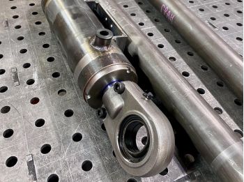 ​Гидроцилиндры: устройство, виды и применение